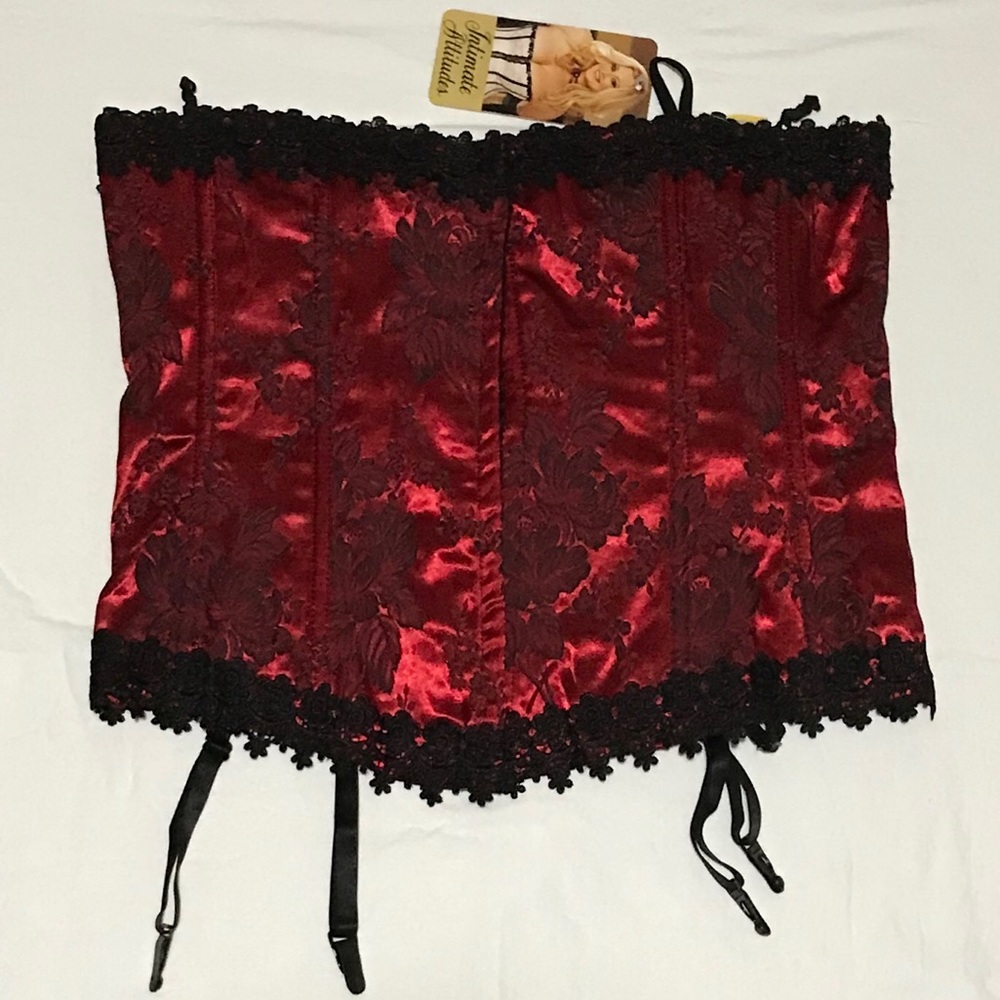 Intimate Attitudes bustier size 40